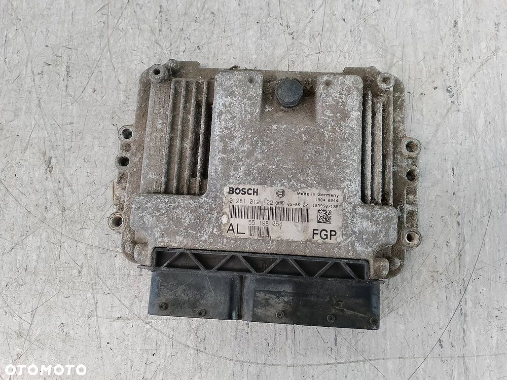 KOMPUTER, STEROWNIK OPEL ASTRA H 55198054AL   0281012122 1.9 CDTI - 1