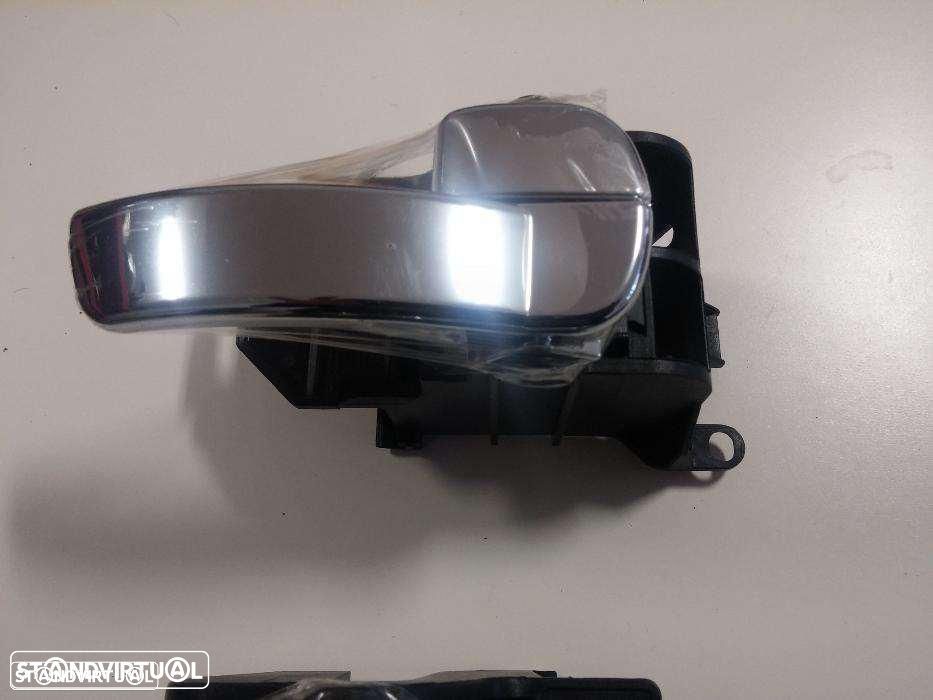 Puxador  muleta interior porta esquerdo / direito  nissan navara D40 2005 a 2015 (novos) - 2