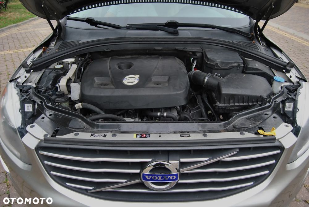 Volvo XC 60 T5 Geartronic Summum - 18