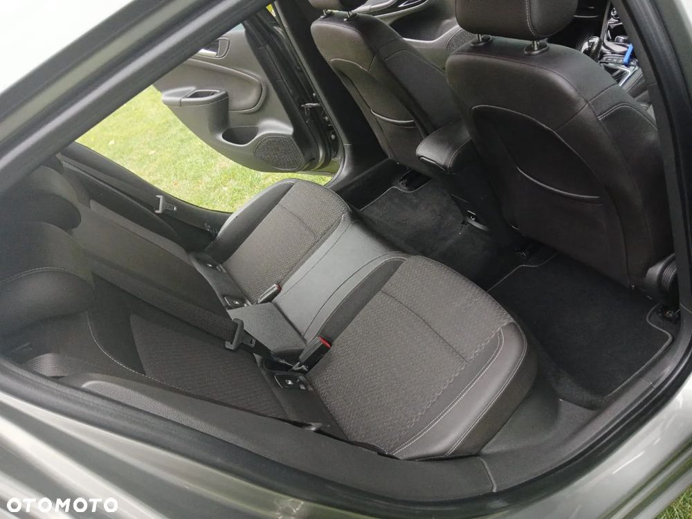 Opel Astra 1.6 Turbo Start/Stop Innovation - 31