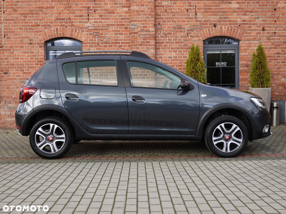 Dacia Sandero Stepway TCe 90 (S&S) Celebration - 5