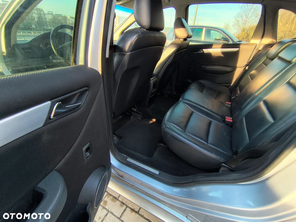 Mercedes-Benz Klasa B 200 CDI Special Edition - 17