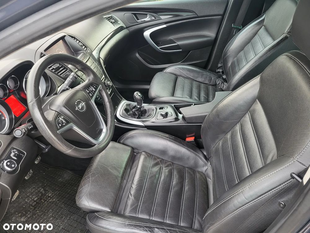 Opel Insignia 1.6 Turbo Sports Tourer Cosmo - 13