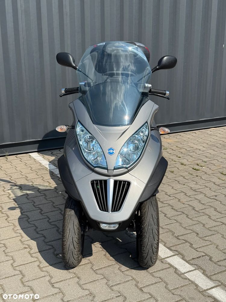 Piaggio MP-3 - 3