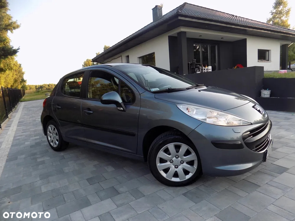 Peugeot 207 1.4 16V Trendy - 5