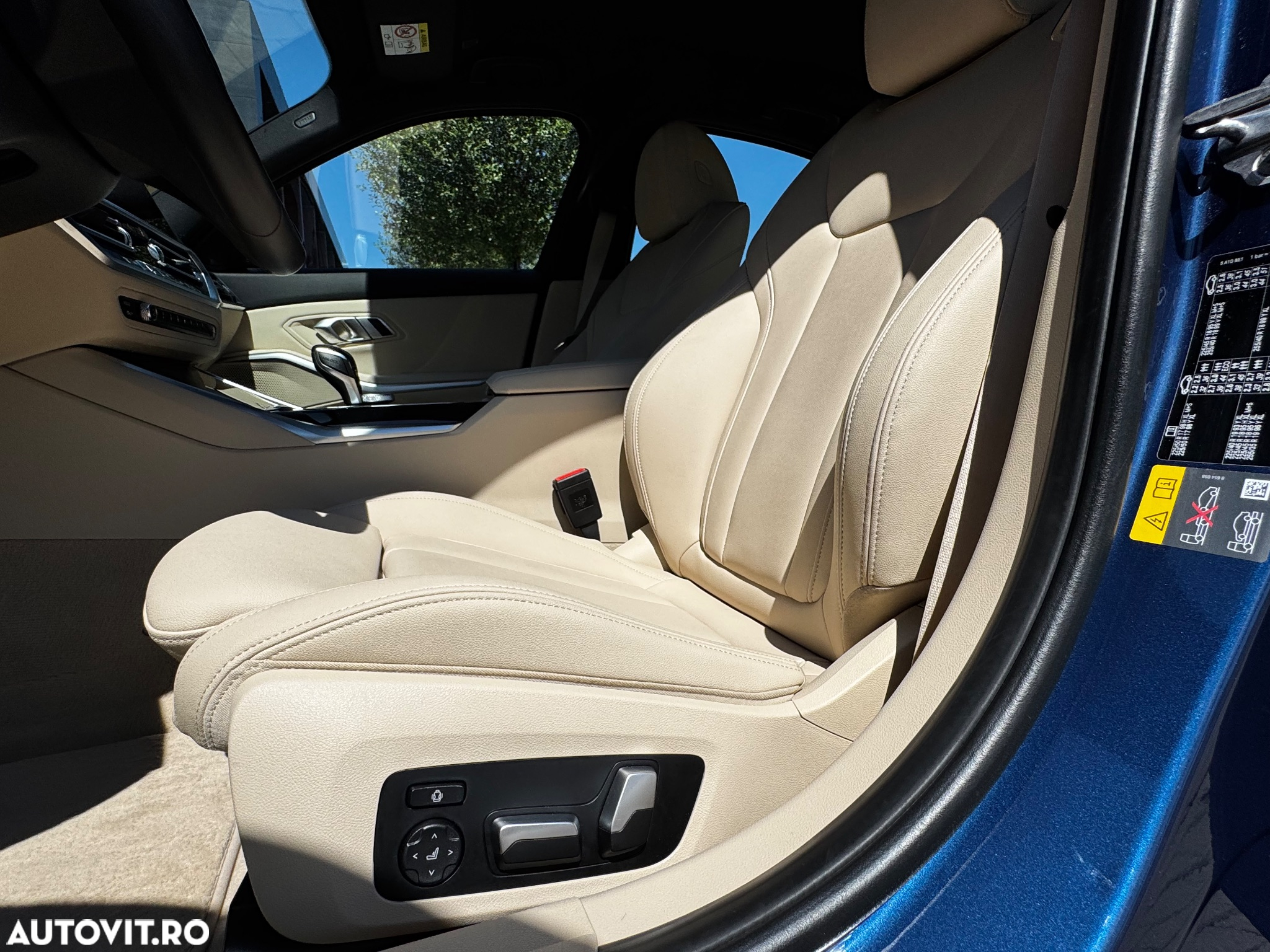 BMW Seria 3 330e Aut. Luxury Line - 17