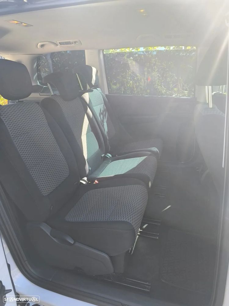 VW Sharan 2.0 TDI Confortline - 9
