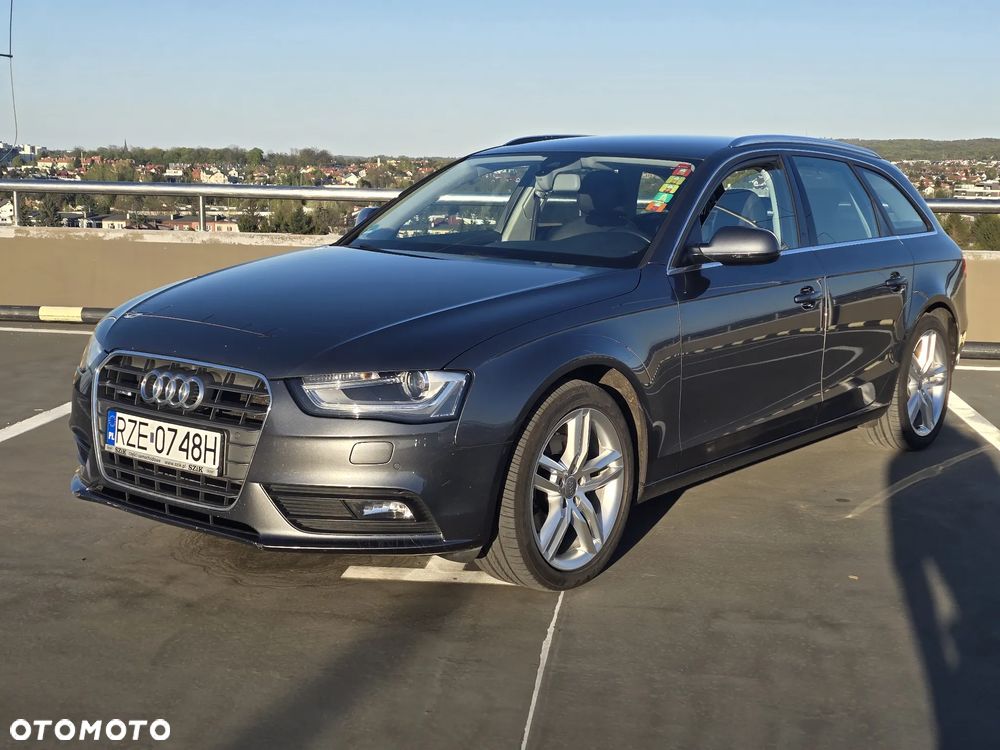 Audi A4 Avant 2.0 TDI DPF clean diesel quattro S tronic Attraction - 1