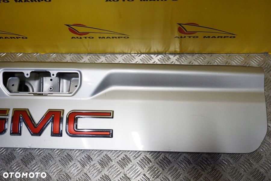 GMC SIERRA 1500 2019 - 2023 Klapa Tylna Bagażnik Burta Tył Górna USA - 6