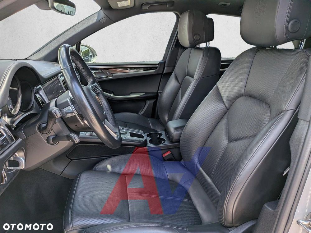 Porsche Macan Standard - 7