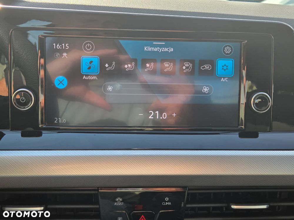 Volkswagen Golf 1.0 TSI Life - 21