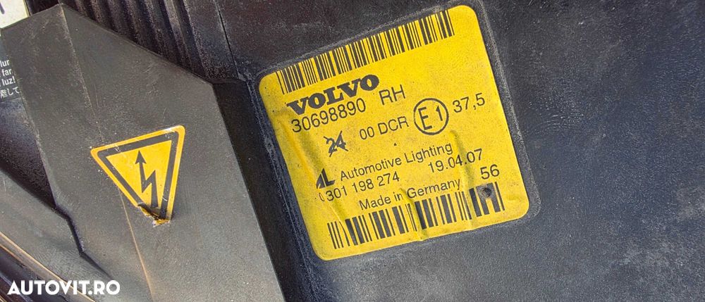 Far dreapta Xenon Volvo V50 2005 / 2006 / 2007 2008 - 5