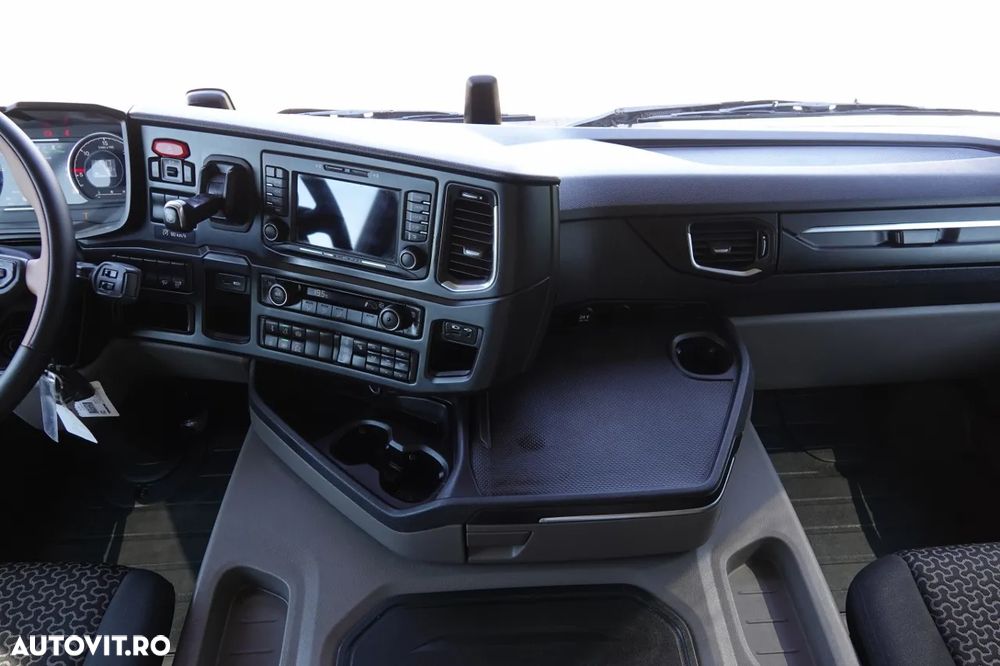 Scania R 450 / RETARDER / LOW CAB / HIDRAULIC / FULL AIRMAIC / ANVELOPE 100% / DUPA CONTRACTUL DE SERVICE - 30