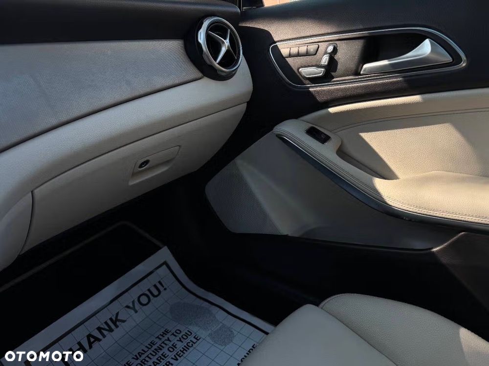 Mercedes-Benz GLA 250 4-Matic - 26