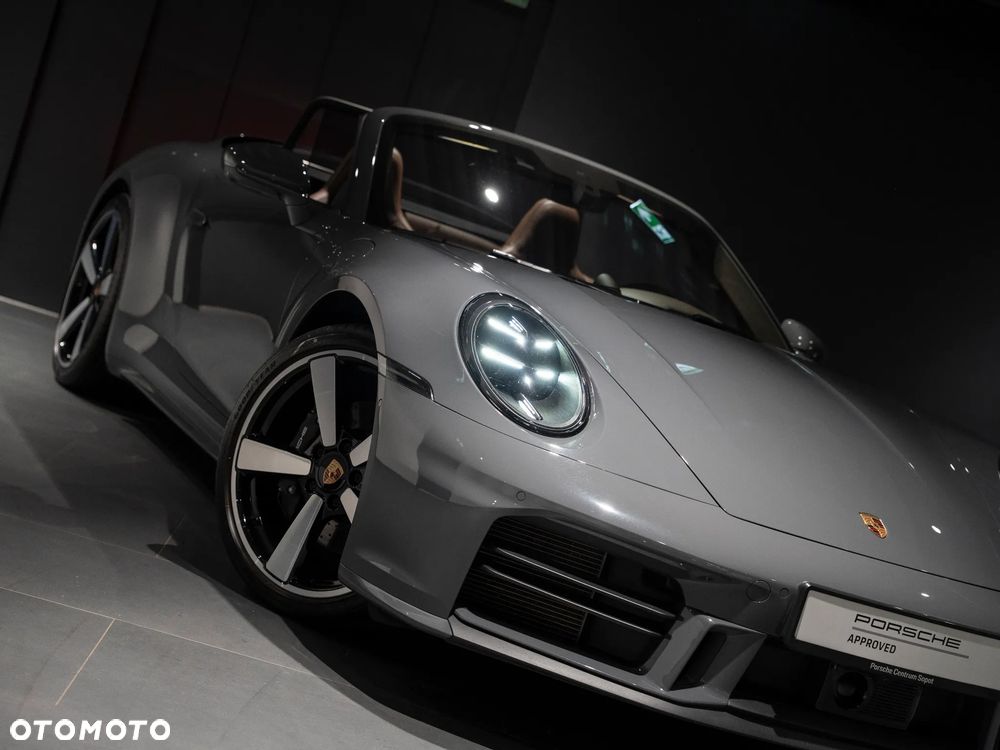 Porsche 911 - 17