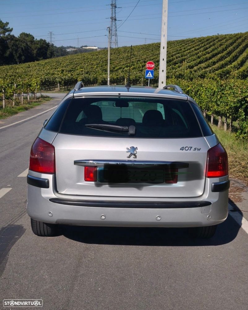 Peugeot 407 - 2