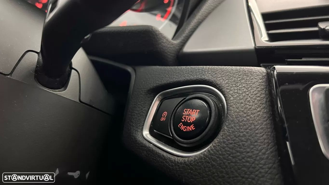 BMW 216 Active Tourer d Advantage - 17