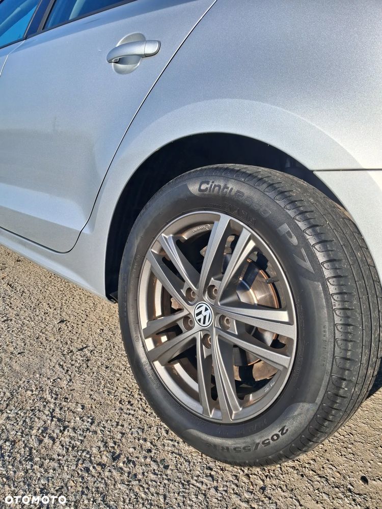 Volkswagen Jetta 2.0 TDI DPF BMT Trendline - 5