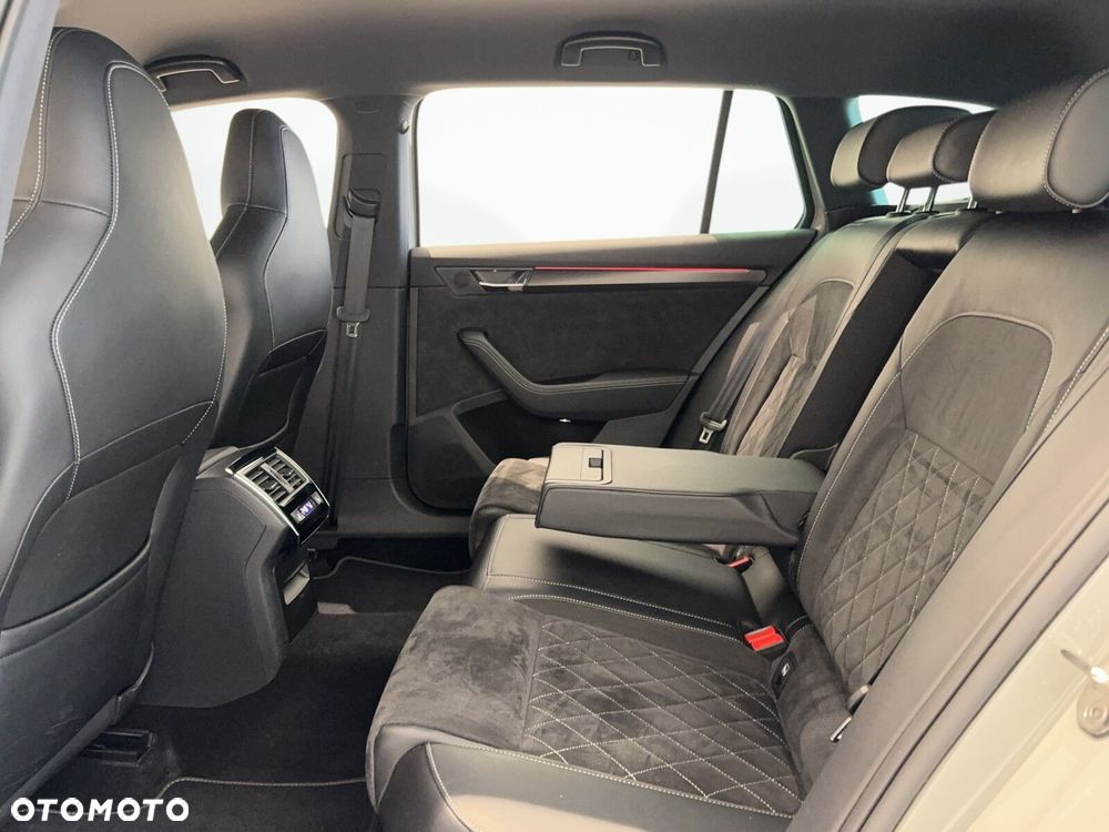 Skoda Superb 2.0 TSI Sportline DSG - 13