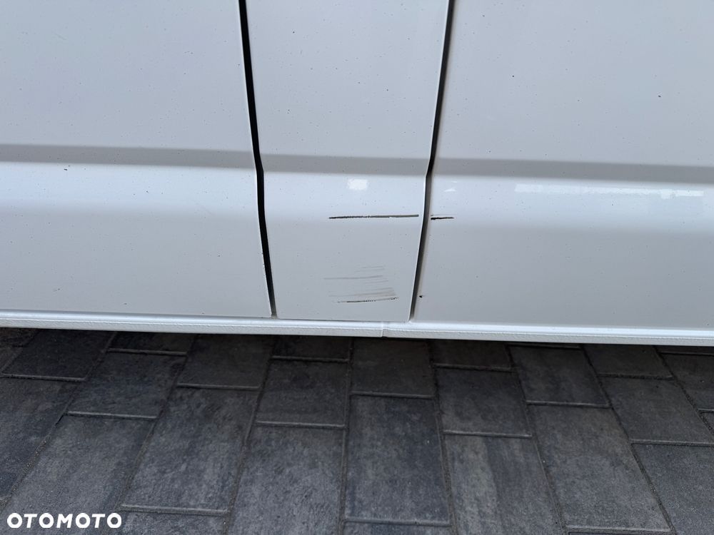 Volkswagen Transporter - 14