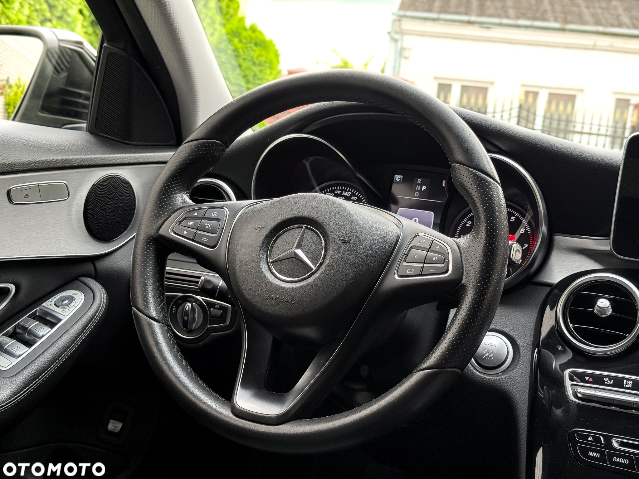 Mercedes-Benz Klasa C 180 9G-TRONIC - 16