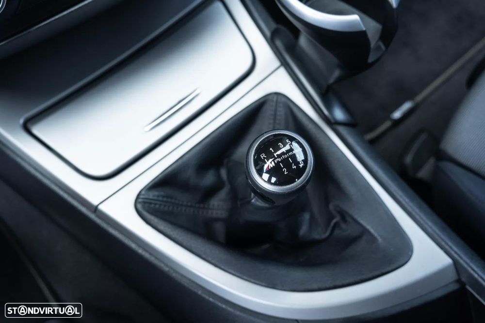 BMW 118 d - 18