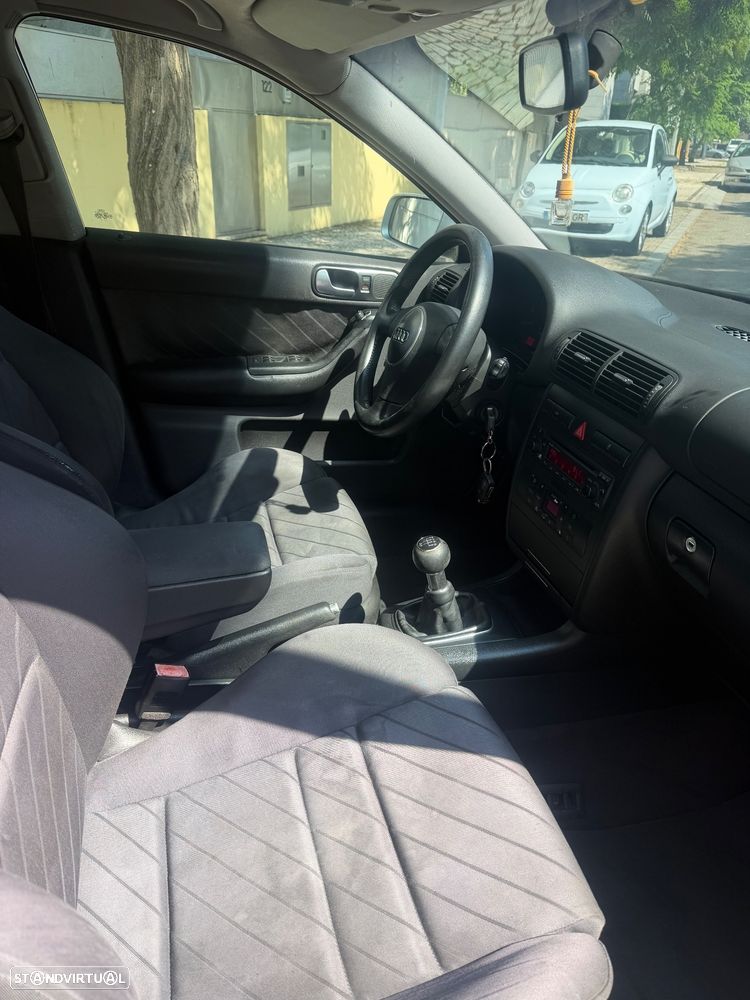 Audi A3 1.6 Ambition - 18