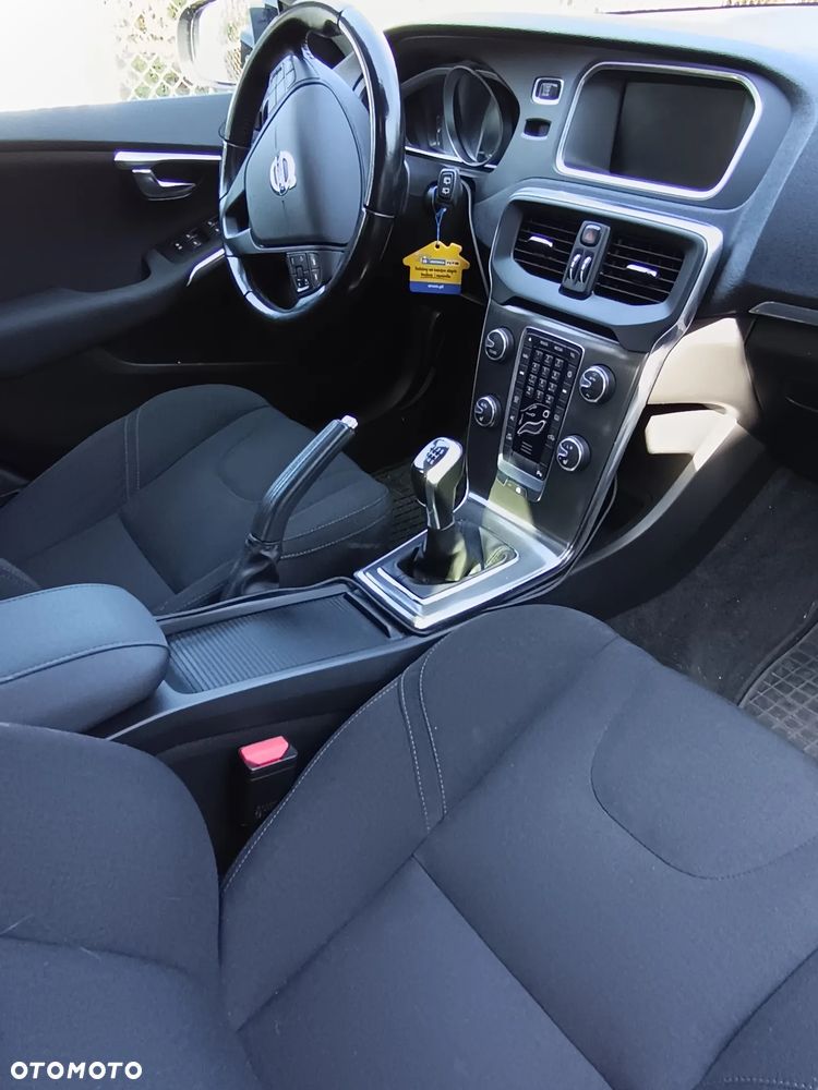 Volvo V40 - 19