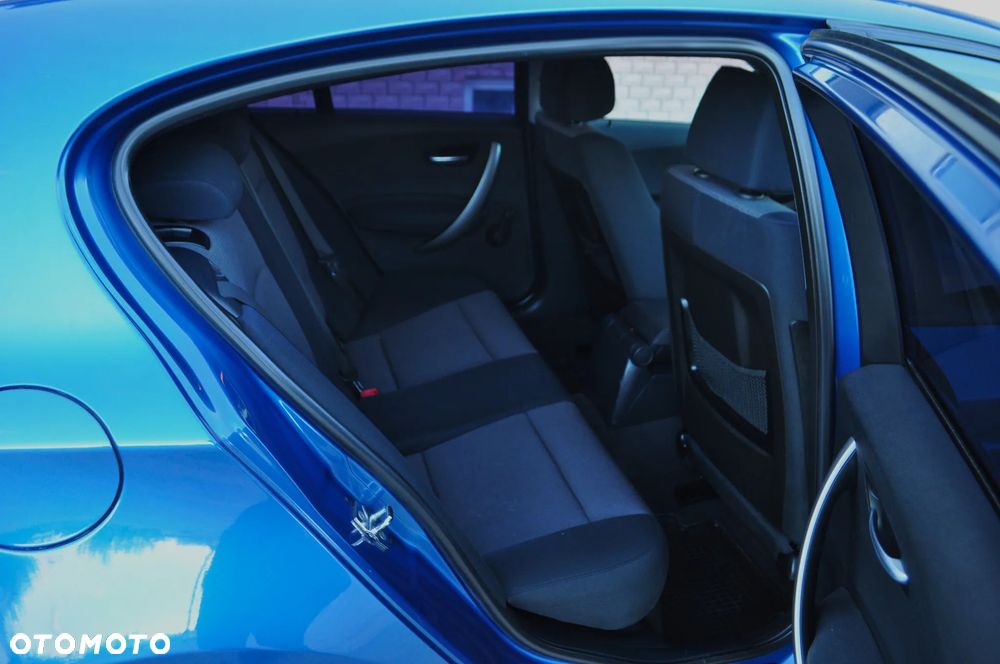 BMW Seria 1 118d - 22