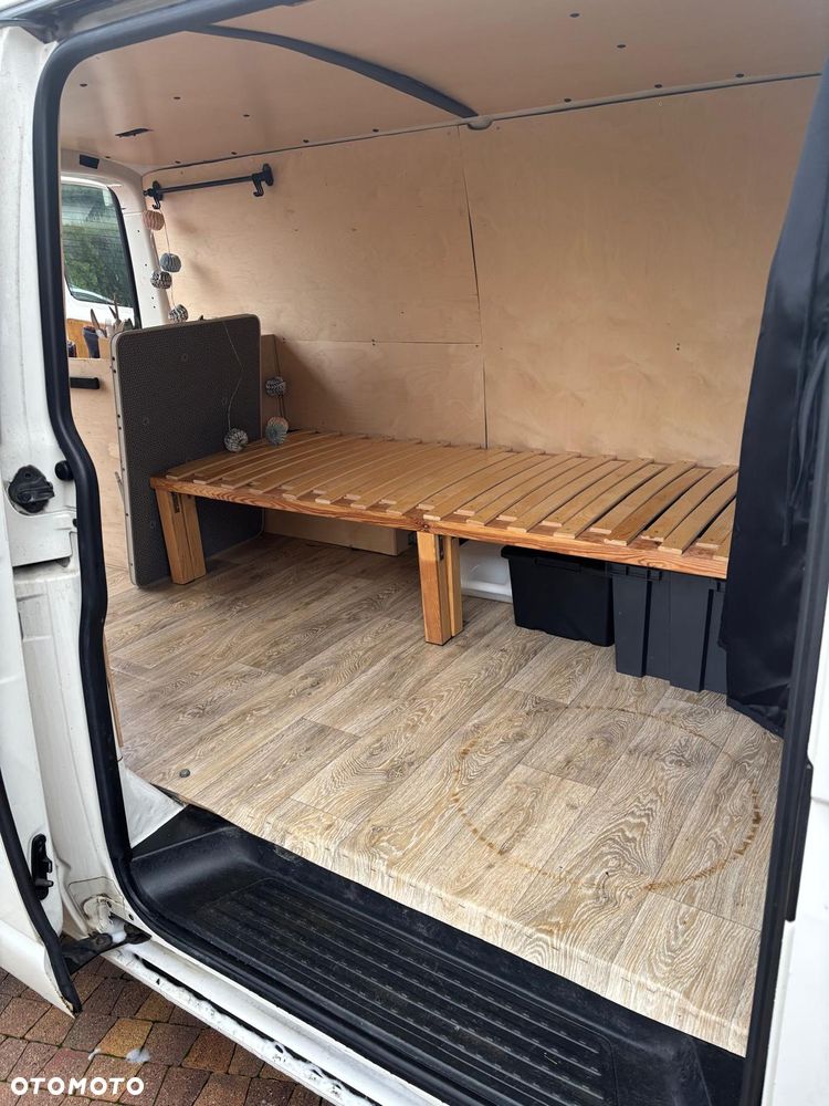 Volkswagen Transporter - 19