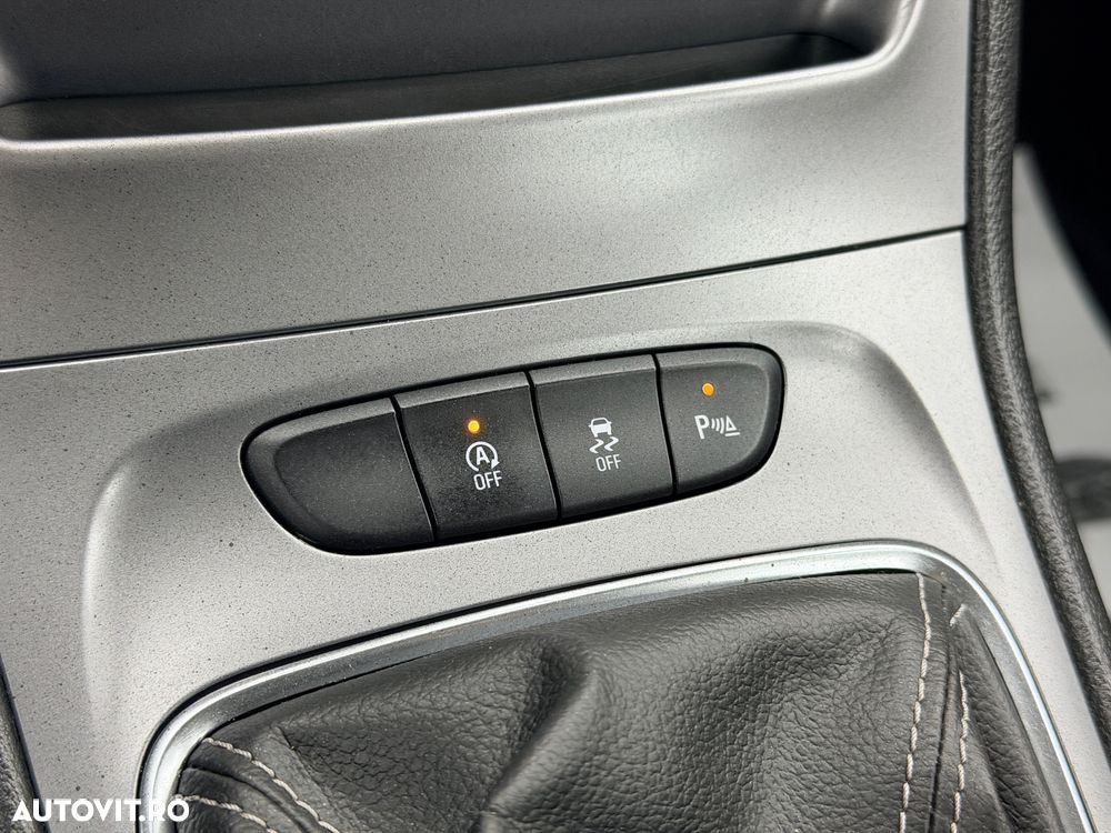 Opel Astra 1.6 D Start/Stop Edition - 25