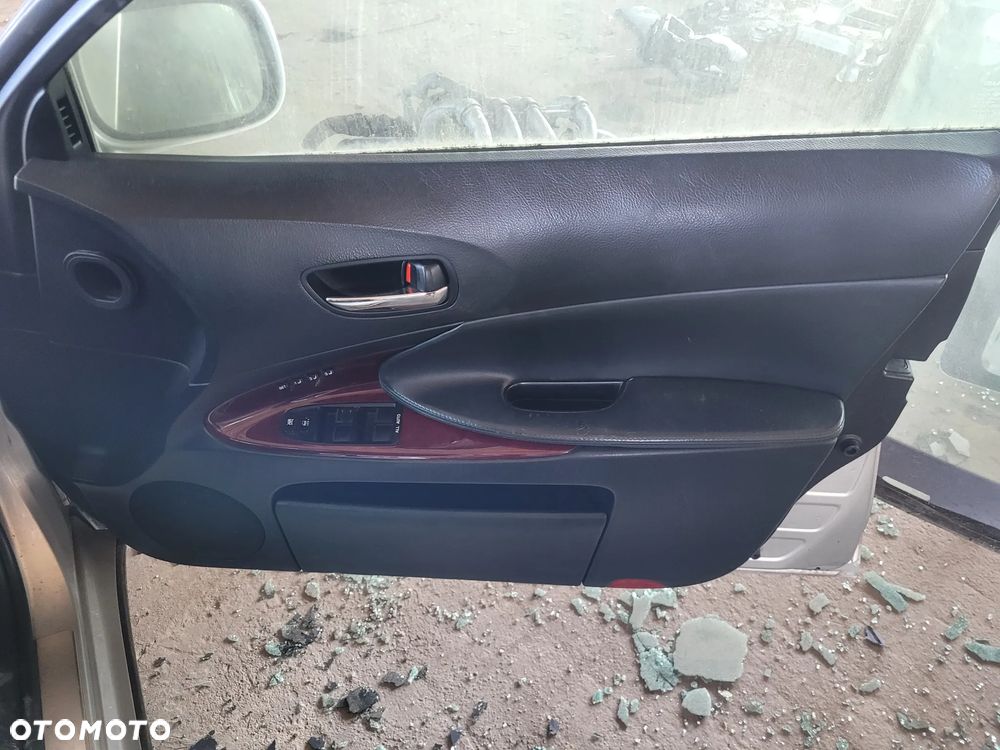 LEXUS GS III 3 450H fotel fotele kanapa deska kokpit podsufitka boczek boczki klamka podłokietnik licznik prędkościomierz - 4