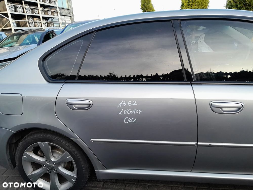 SUBARU LEGACY IV DRZWI PRAWE TYLNE PRAWY TYŁ SEDAN KOLOR: C6Z - 1