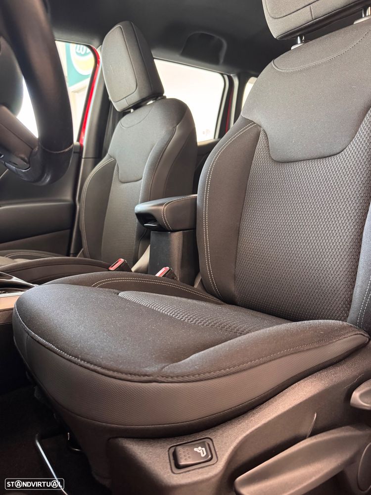 Jeep Renegade 1.3 T Limited S DCT - 14