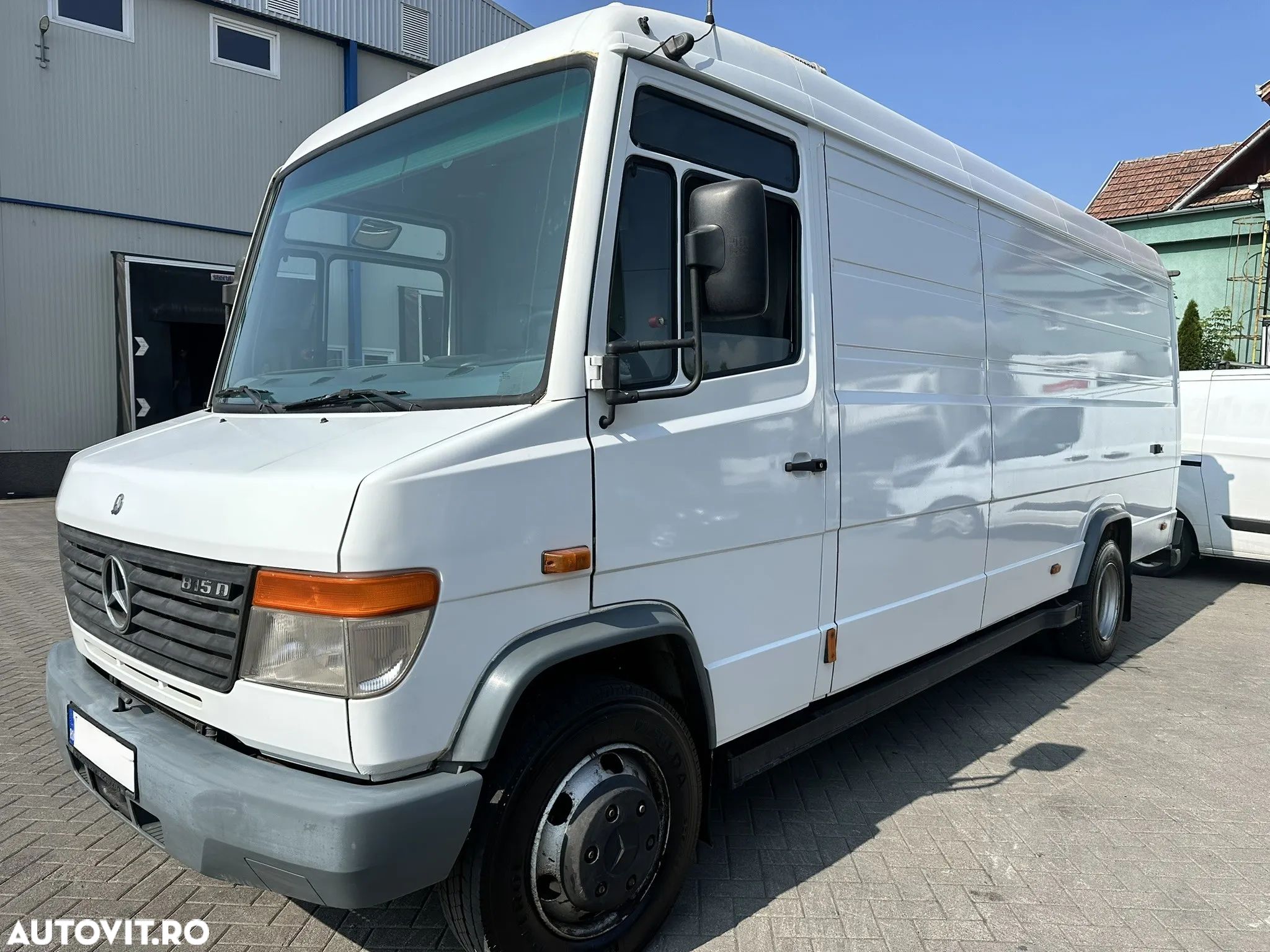 Mercedes-Benz VARIO 815D - 1
