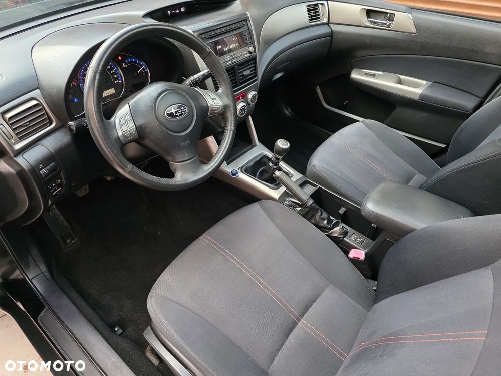 Subaru Forester 2.0D XE NAV Euro5 - 34