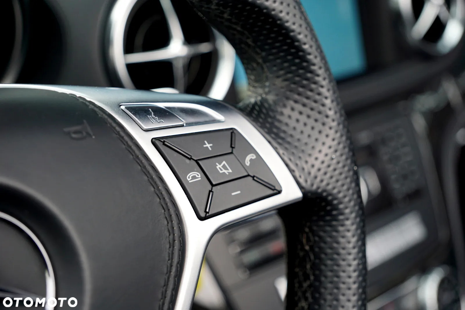 Mercedes-Benz SL 500 7G-TRONIC - 29
