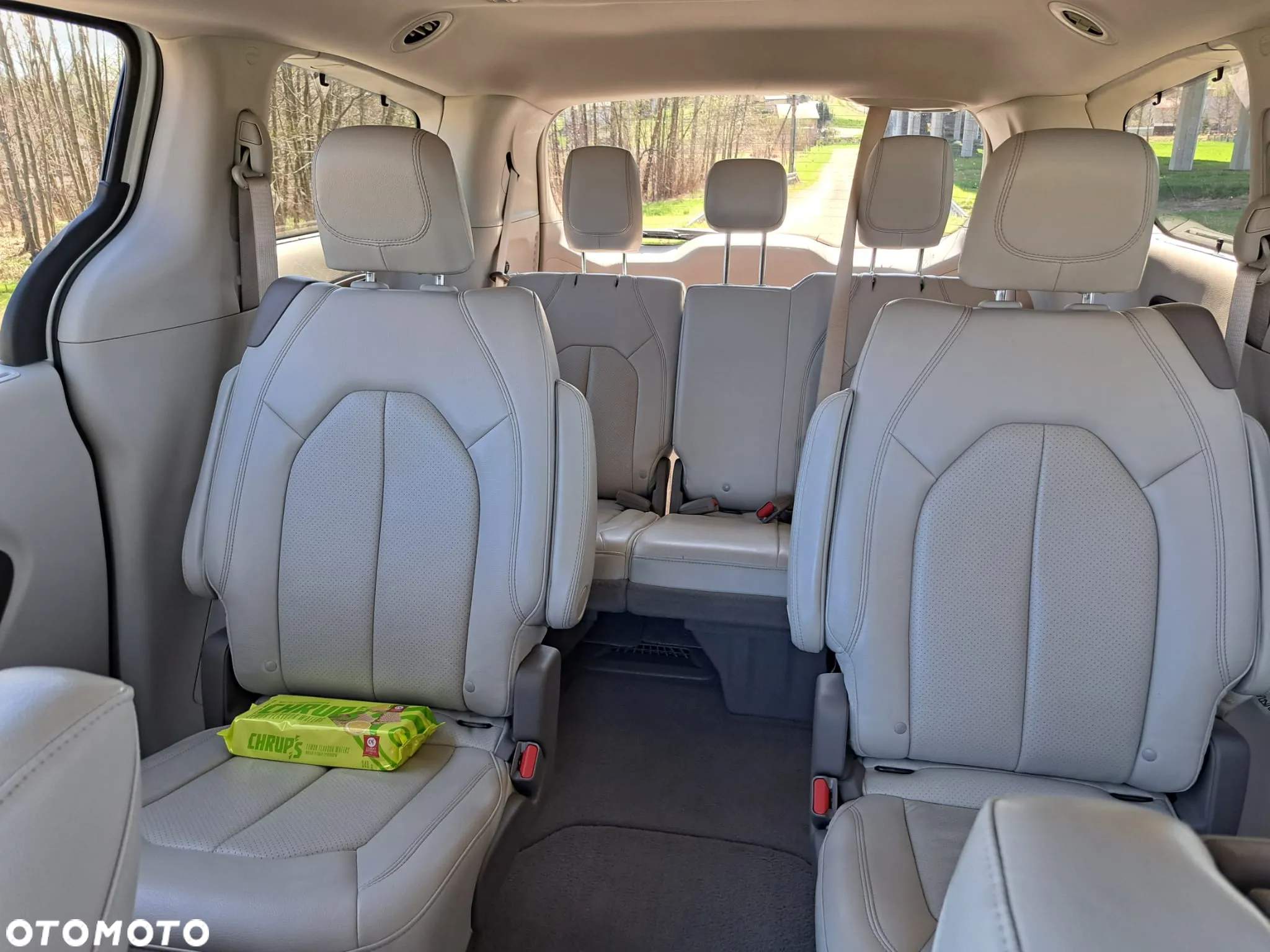 Chrysler Pacifica - 5