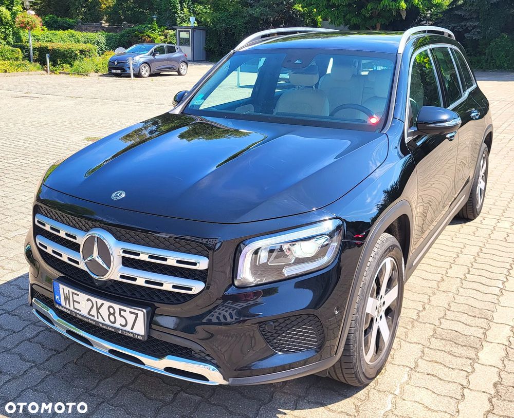 Mercedes-Benz GLB 200 4-Matic AMG Line 8G-DCT - 3