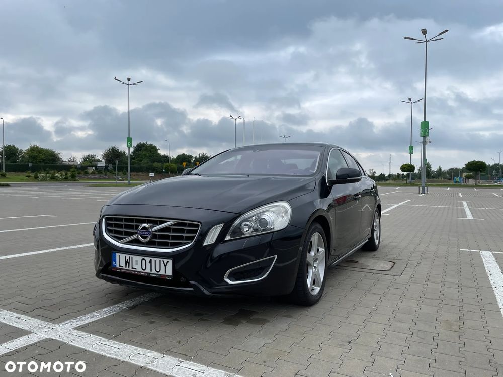Volvo S60 D5 Summum - 1