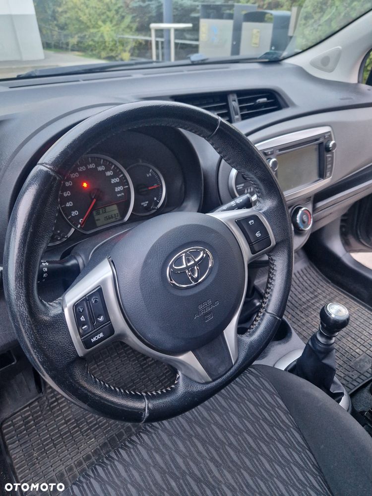 Toyota Yaris - 5