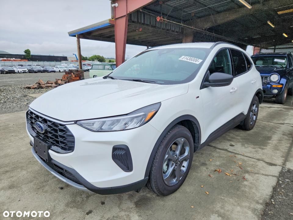 Ford Escape - 1