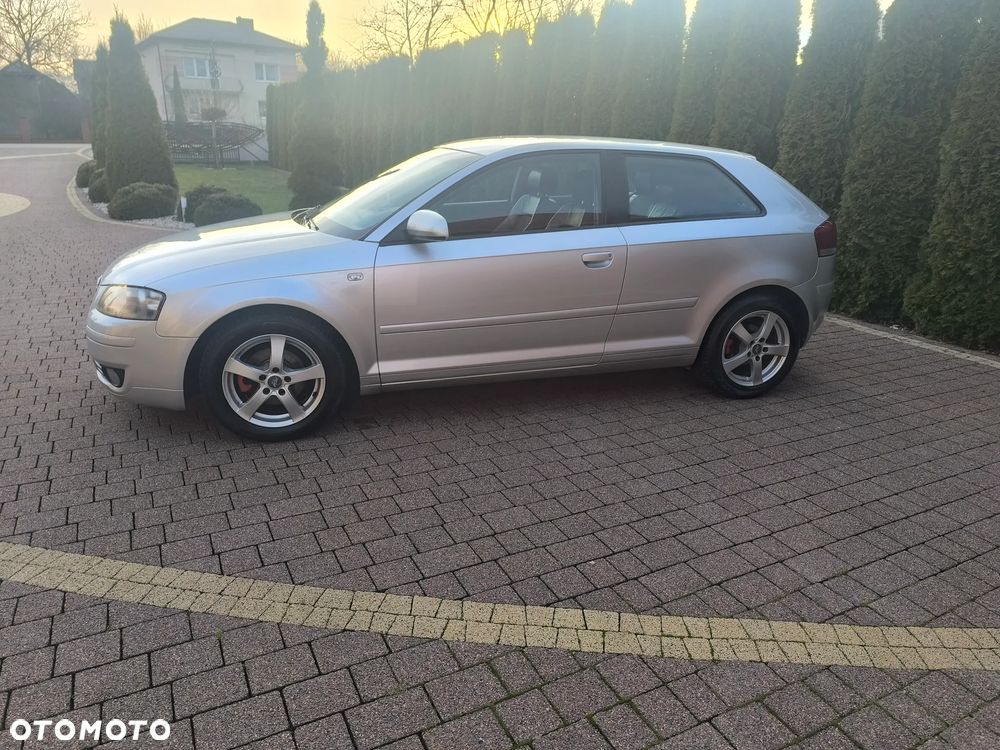 Audi A3 3-drzwiowe 1.9 TDI Attraction - 14