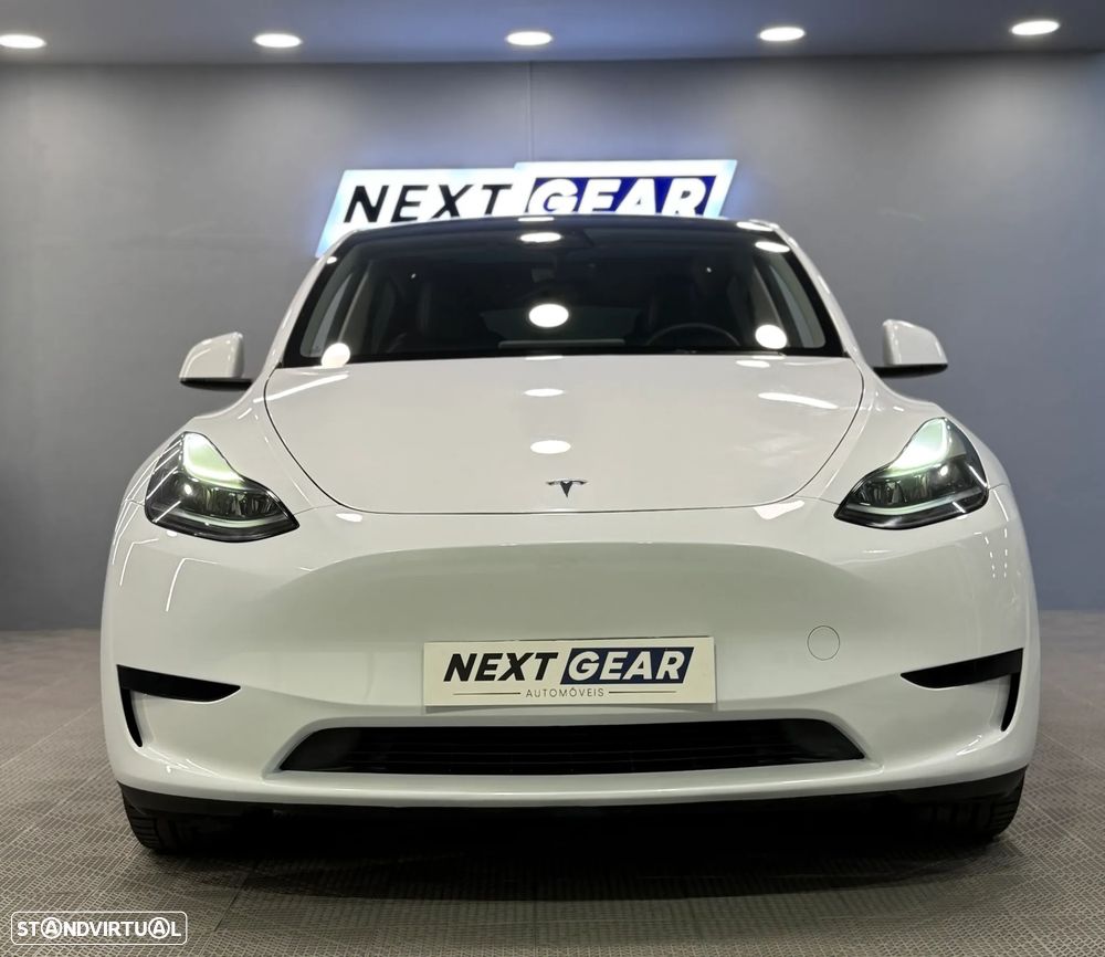 Tesla Model Y RWD - 4