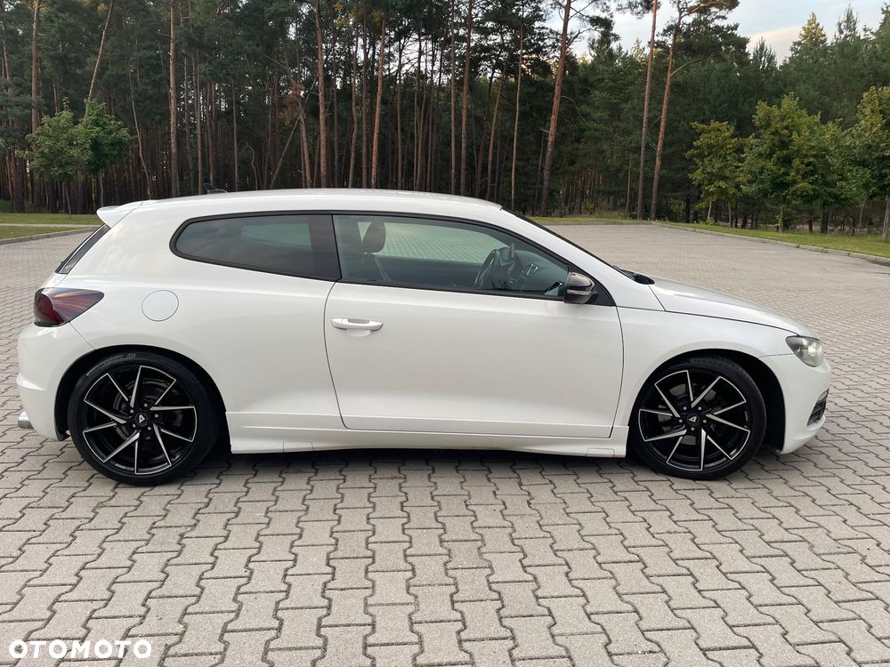 Volkswagen Scirocco 2.0 TSI Perfectline R-Style DSG - 6