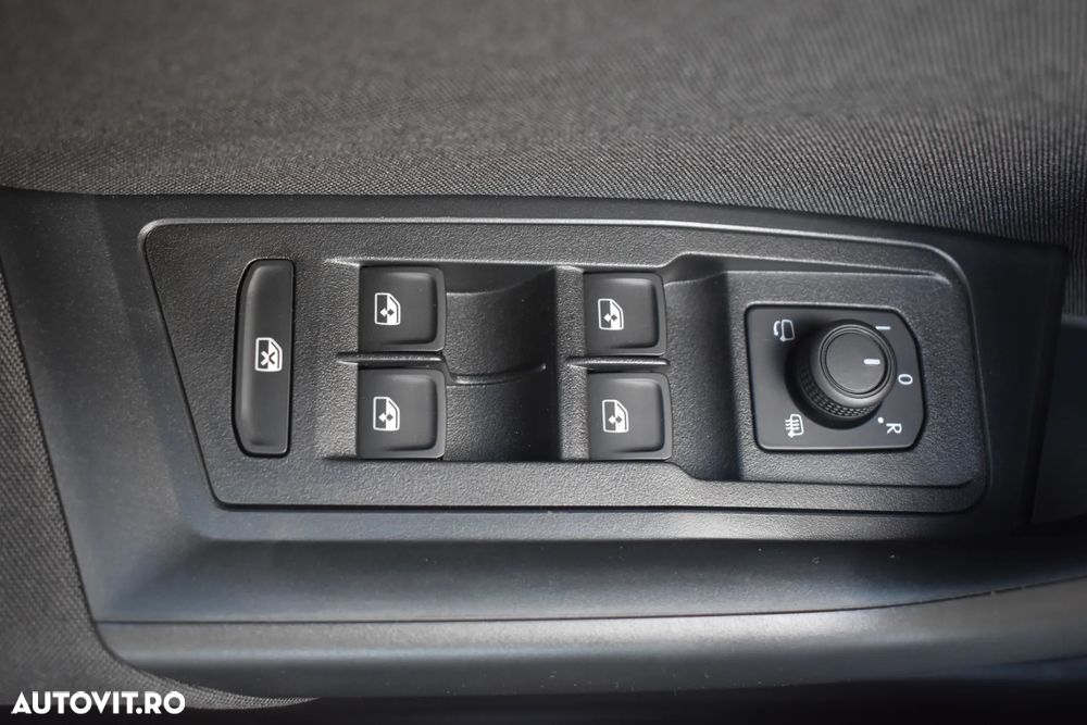 Volkswagen T-ROC 1.5 TSI DSG Advanced - 15