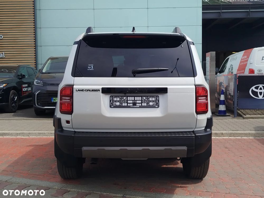 Toyota Land Cruiser LC 2.8 D-4D Executive - 5