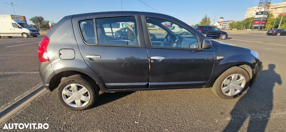 Dacia Sandero 1.6 MPI Laureate - 7