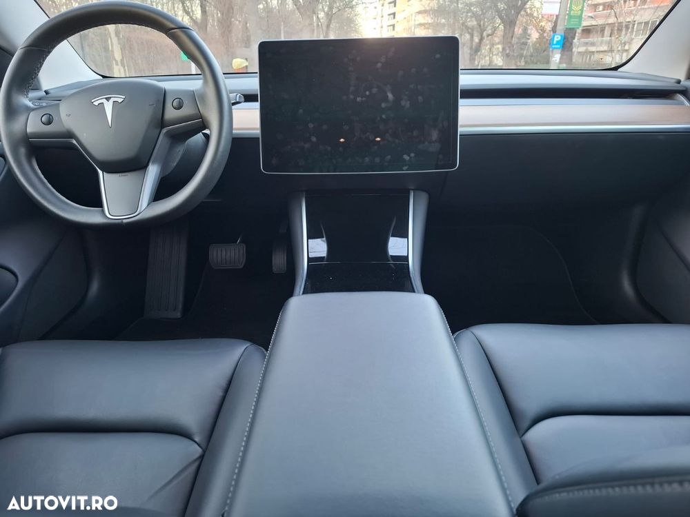 Tesla Model 3 Standard Reichweite Plus Hinterradantrieb - 6