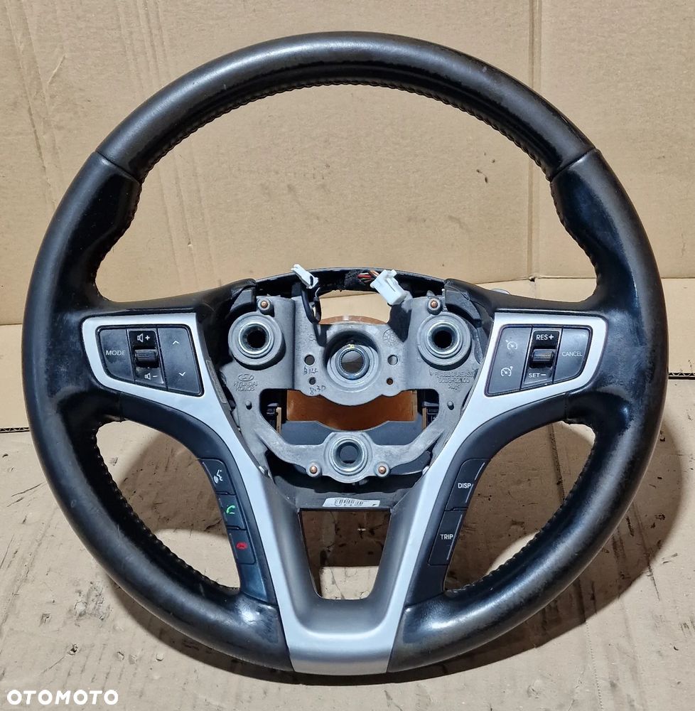 KIEROWNICA MULTIFUNKCJA ŁOPATKI SKÓRA HYUNDAI i40 - 2